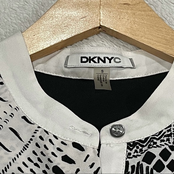 DKNYC Asymmetrical Black and White Midi Shift Dress Geometric Print Abstract - Picture 3 of 7